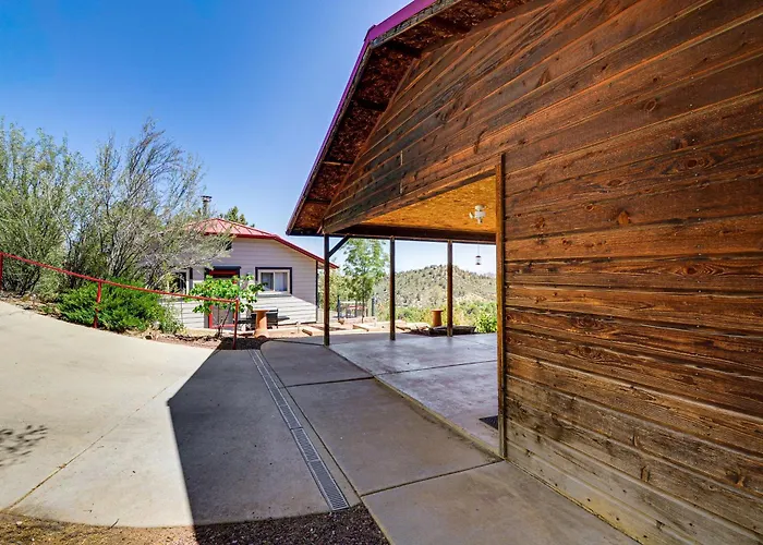 < 2 Mi To Whiskey Row! Mtn-view Adventure Basecamp Prescott