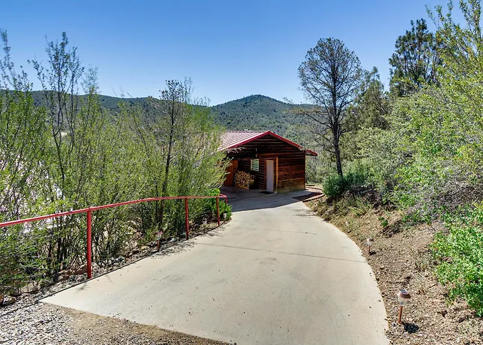 < 2 Mi To Whiskey Row! Mtn-view Adventure Basecamp * Prescott